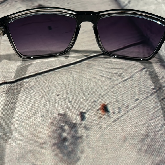 Quicksilver sunglasses - Picture 3 of 4